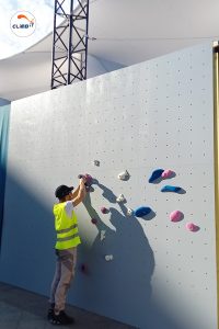 Ouverture des blocs mur d'escalade CLIMB IT jeux olympiques et paralympiques Paris 2024 Fanzone Hôtel de Ville.