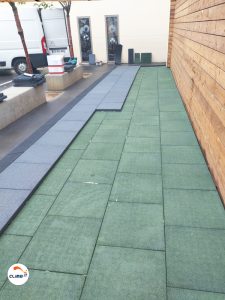 Construction du Mur d'escalade extérieur Séquoia et pose du sol souple à l'école primaire Soeur Marguerite à Clichy 92 par CLIMB IT